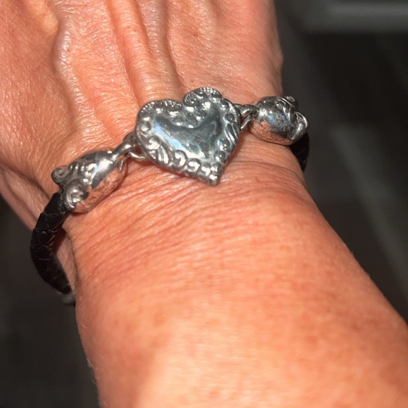 Brighton Black Leather and  Silver Heart Cupid Bracelet - Picture 7 of 13